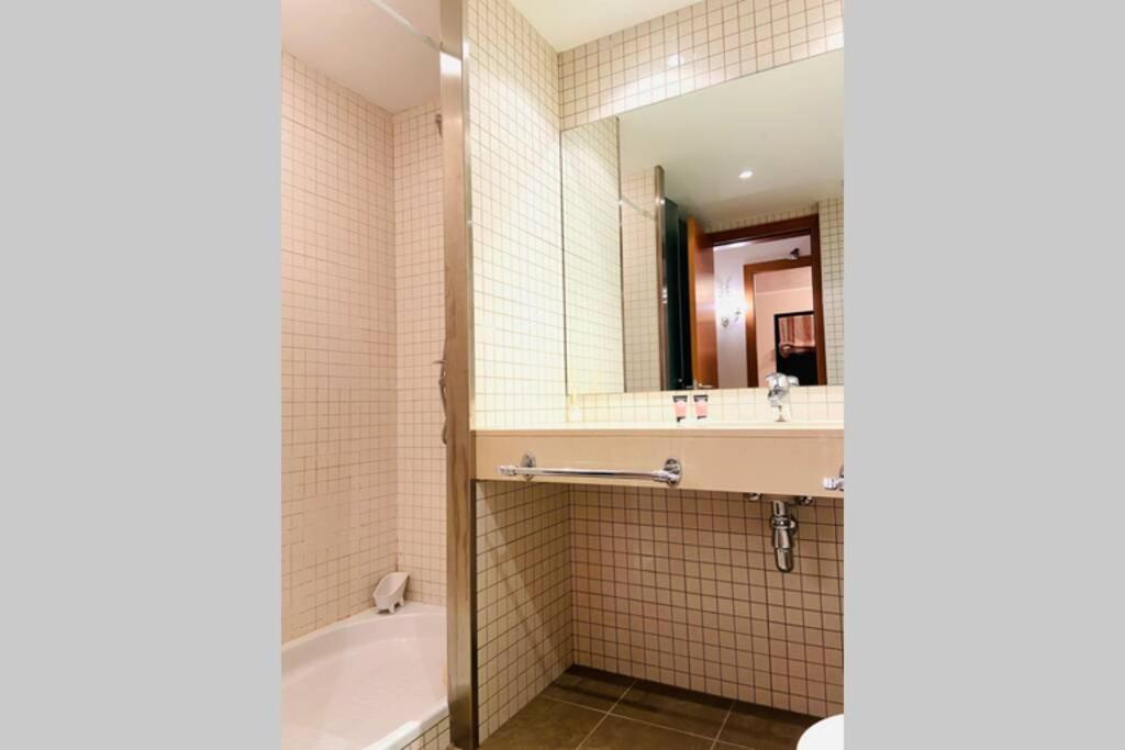 Mikka Devesa Apartamento Incles Exterior foto